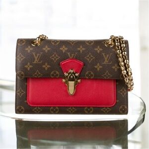 Louis Vuitton LV Monogram Victoire